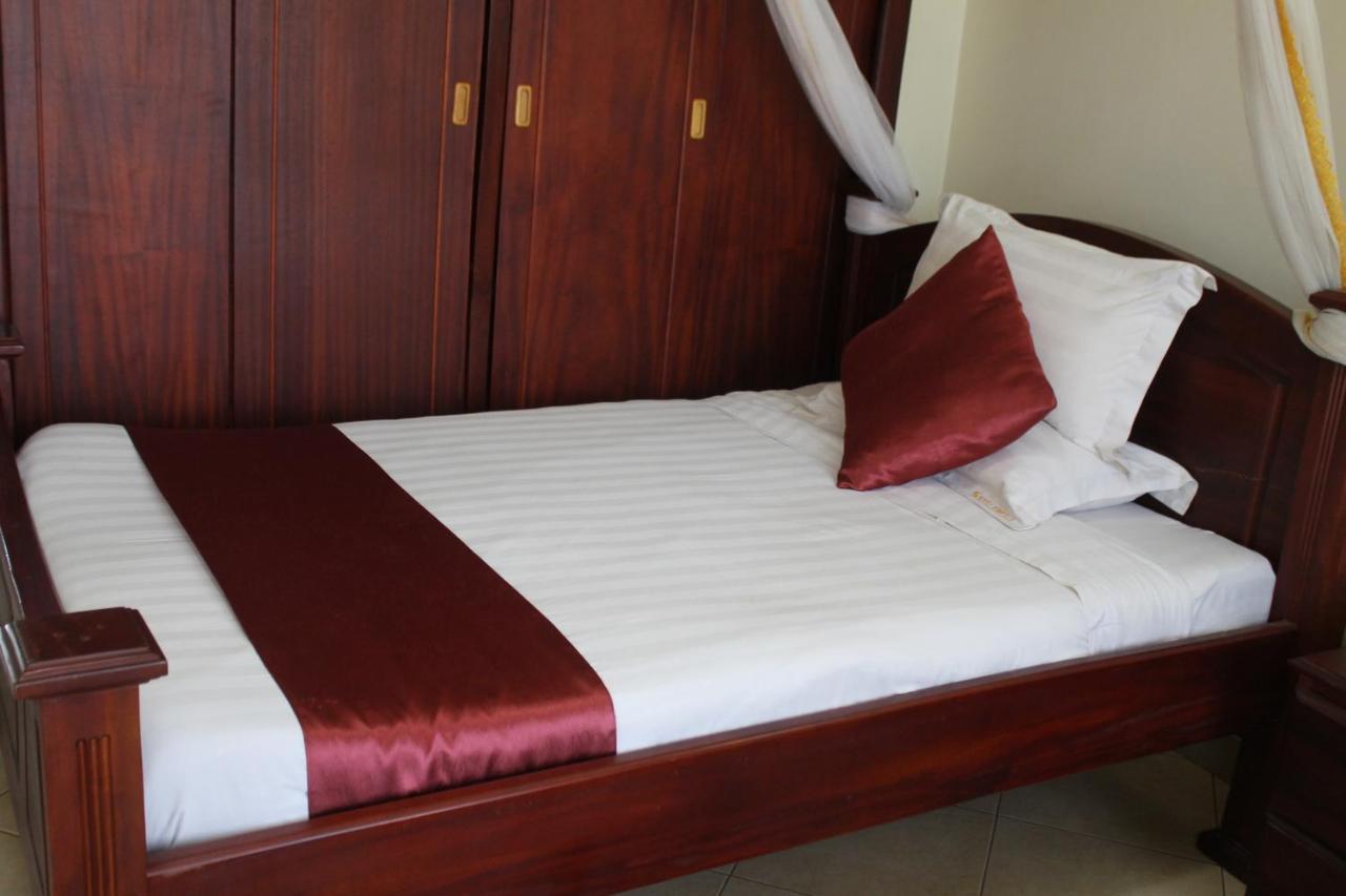 Ss Hotel Kampala Eksteriør bilde