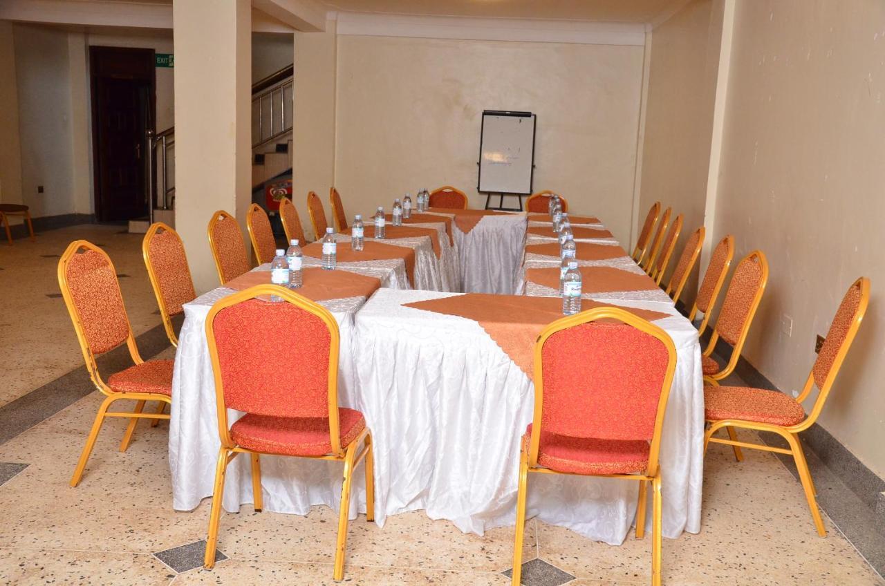 Ss Hotel Kampala Eksteriør bilde