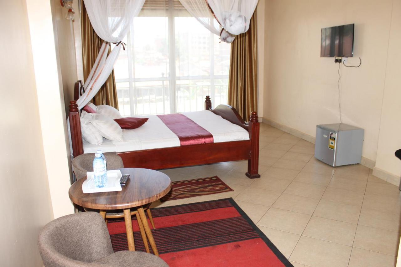 Ss Hotel Kampala Eksteriør bilde