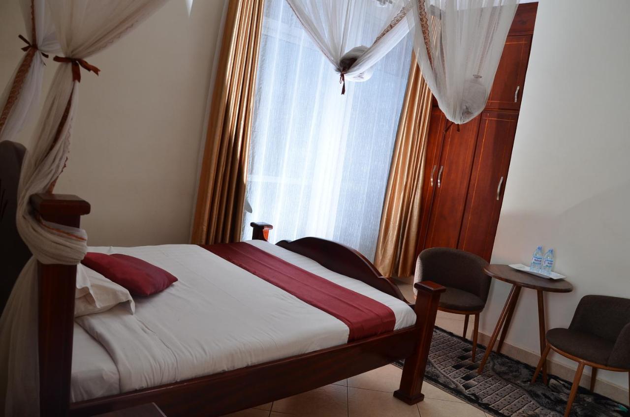 Ss Hotel Kampala Eksteriør bilde