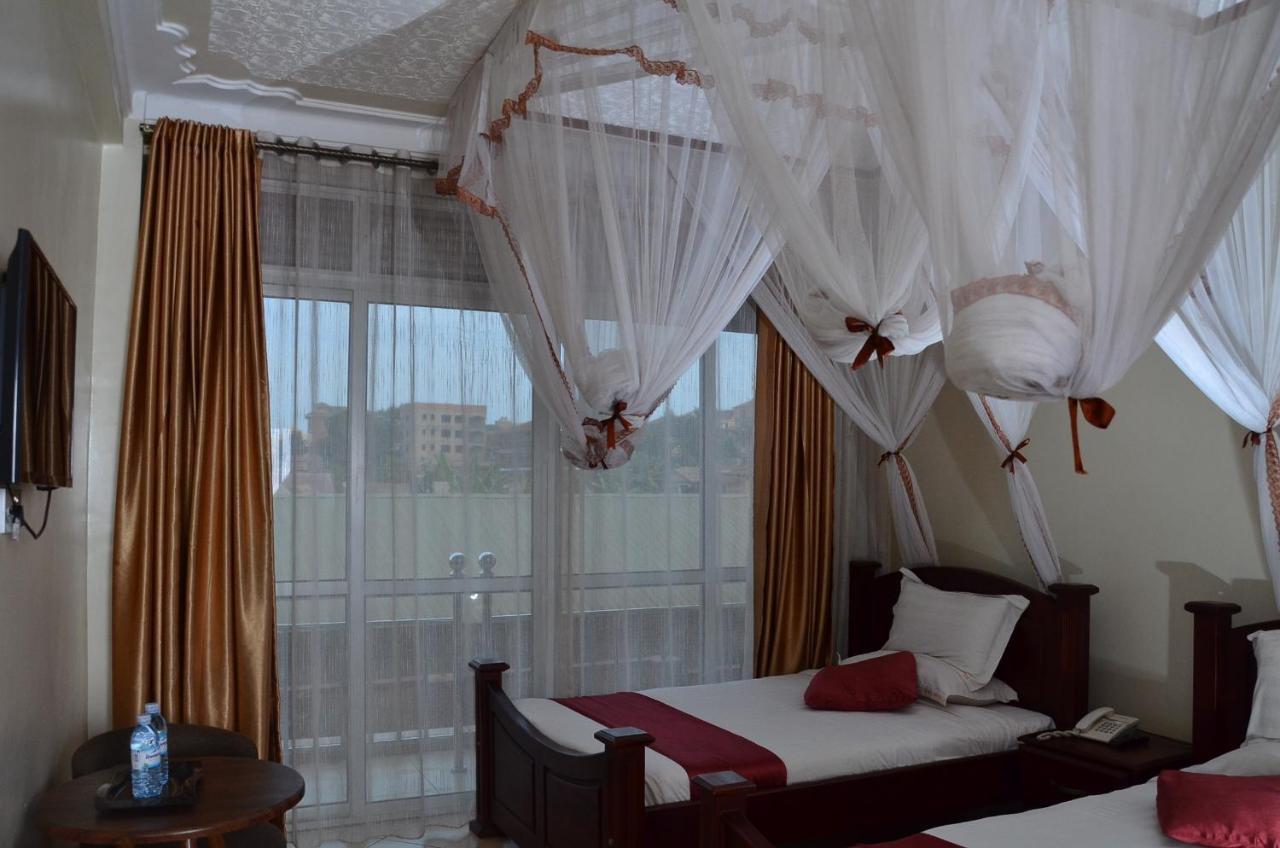 Ss Hotel Kampala Eksteriør bilde