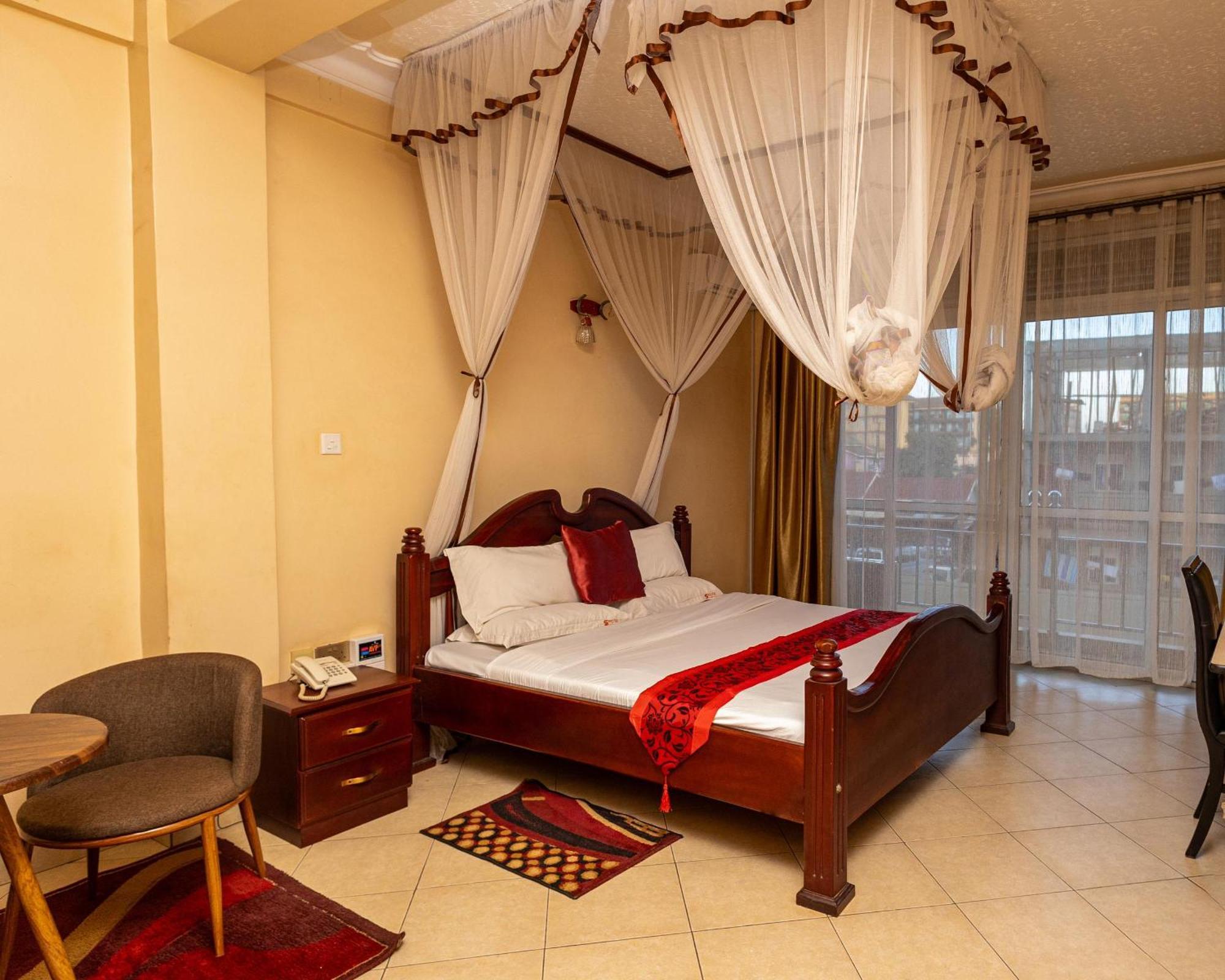 Ss Hotel Kampala Eksteriør bilde