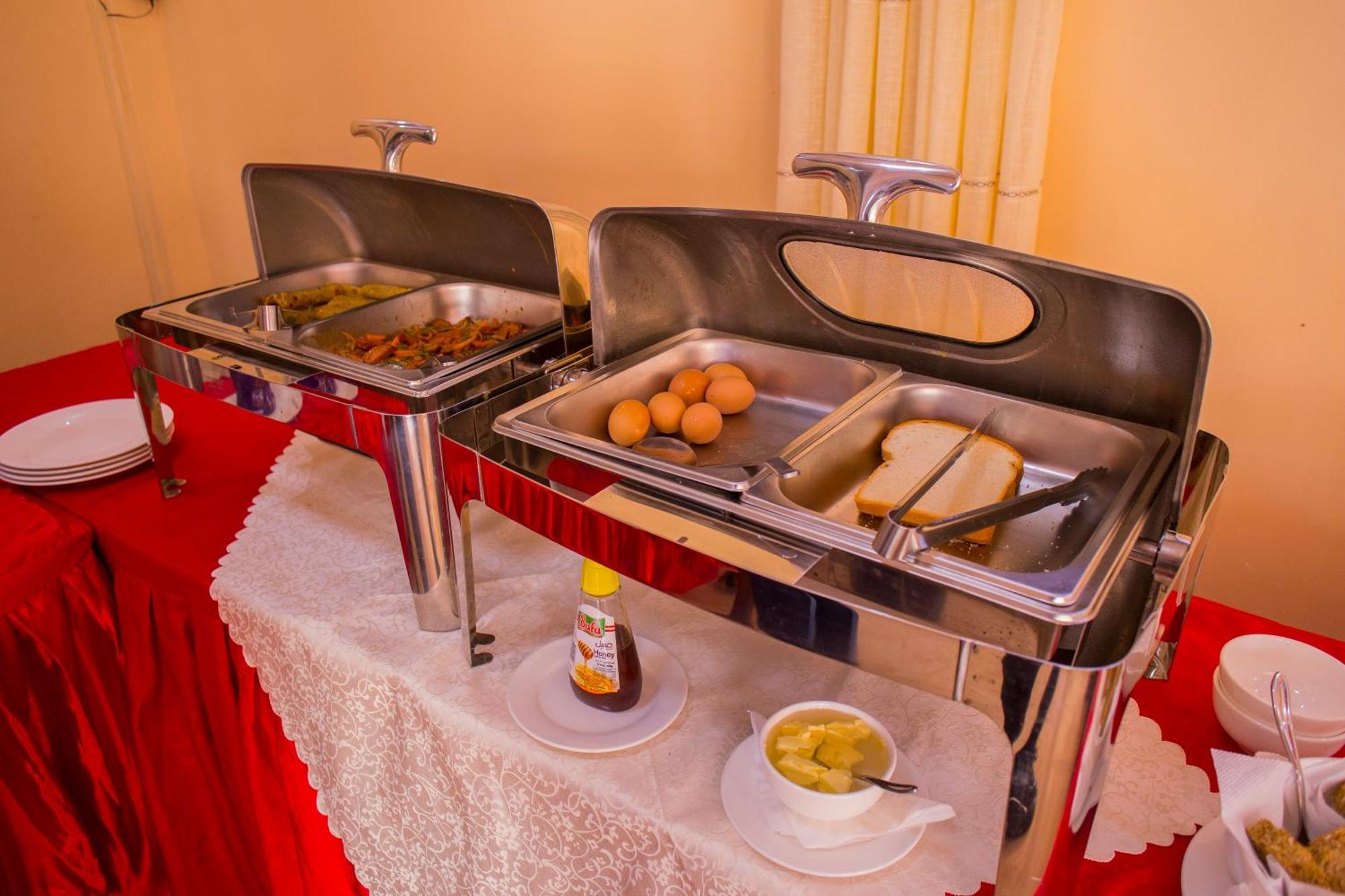 Ss Hotel Kampala Eksteriør bilde