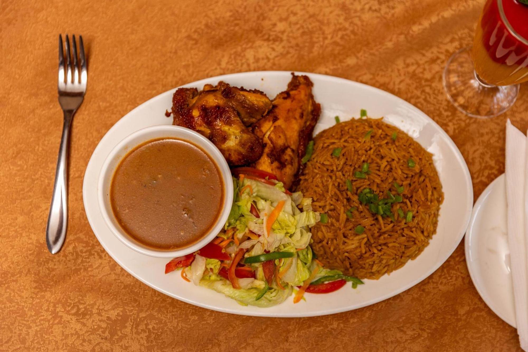 Ss Hotel Kampala Eksteriør bilde